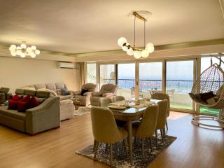 3BR Spacious Apt Overlooking Nile corniche Maadi - 4