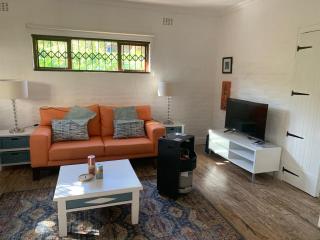 Sanji's Cottages - Somerset West - 1