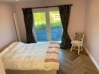 Beautiful Cosy Cottage - 1