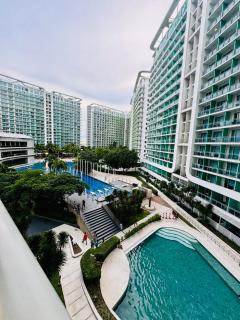 CASA AVISHA at Azure urban resort - 6