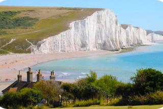 Lush Green View With Horizon Sea View & Balcony - 8