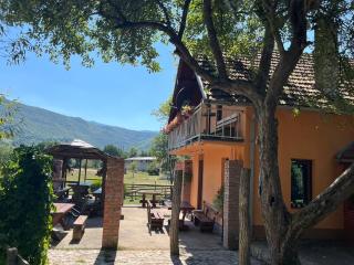 Bed and Breakfast Family Djukic - Šipovo - 5