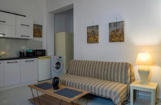 Andrianas Central House - Agios Rokkos - 1