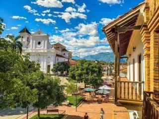 APARTAMENTO CERCA AL CENTRO HISTORICO CON PISCINA A UNA cuadra - 7