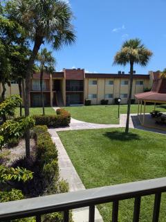 Quiet fully furnished apartment - Lauderhill - 8