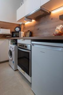 Welcome to Paris - 1