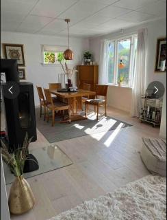 Sjarmerende og solrikt hus nær strender på Fevik - Fevik - 5