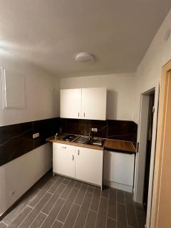 4-Zimmer Wohnung mit 7 Betten Ideal für Familien oder Gruppen - Augsburg - 2