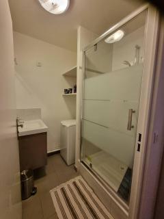 Appartement entier face à l'Arena La Défense - Nanterre - 1