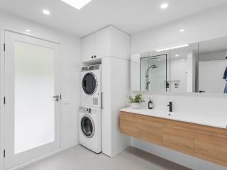Bridgeport - Portsea - 1