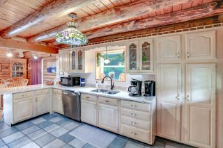 Pet-Friendly New York Cabin w/ Hot Tub & Game Room - 1
