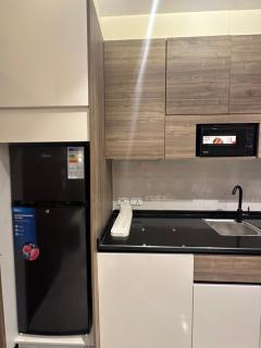 Chic Apartments For Rent ave2-8 - 1