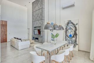 Impresionante casa en la laguna - 7