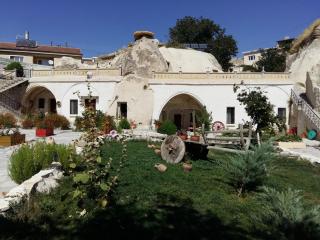 Ortahisar Cave Hotel - Ortahisar - 0
