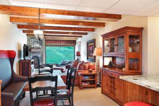 Ski focused Studio Apartment with resort amenities including dining onsite - 3