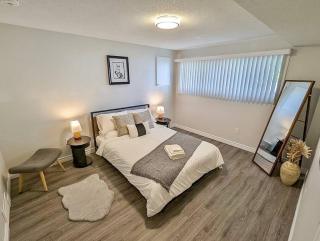 Modern 2 BDR Guest Suite in St Catharines Niagara - 9