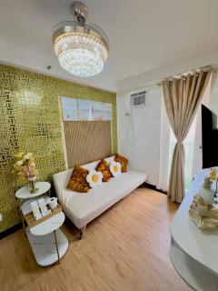 Golden Hive 1 BR Arezzo Place Davao - Davao - 6