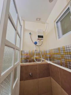 Golden Hive 1 BR Arezzo Place Davao - Davao - 1
