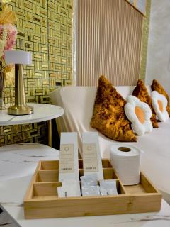 Golden Hive 1 BR Arezzo Place Davao - Davao - 5