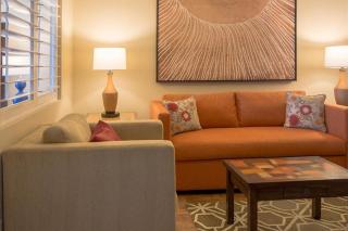 Enjoy the sands of the Atlantic in this tropical 2BD condo with resort amenities for family - 1