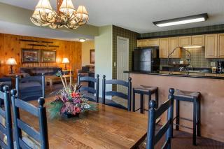 Breathe in Fresh Mountain Air in this 2BD resort condo with amenities onsite - 1