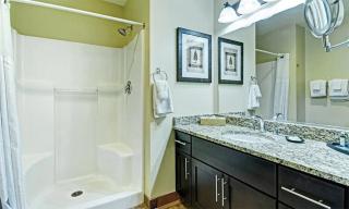 Resort 1BD condo with amenities of pool, arcade, walking trails and more - Pinetop-Lakeside - 2