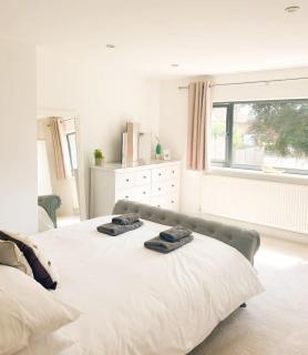 Luxe 5 bed house in Guildford. Morden amenities - Normandy - 7