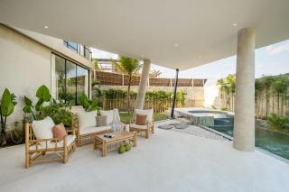 Villa Via Canggu - Canggu - 3