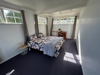 2 Bedroom Private Guesthouse in Korokoro - Lower Hutt - 8