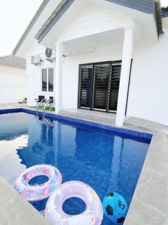 Melur House - Private Pool, Jacuzzi, Bbq, Netflix, PS4 - Malacca - 9