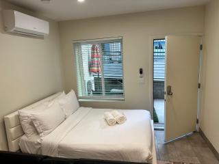 Studio with Private Entrance next to Balboa Park - San Diego - 9