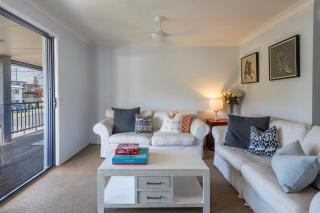 Blue House on Pippi - Oceanstays - Pet Friendly - Yamba - 2