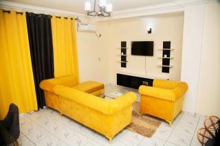 Supreme hosts - Yaoundé - 1