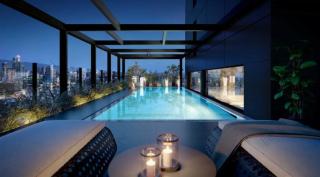 Chic High Rise 2-Bed with Incredible Skyline Views - Melbourne - 9