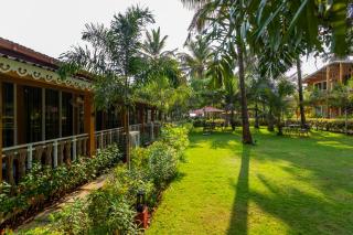 Aralea Beach Resort By Stone Wood Premier - Morjim - 9