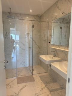 KULA WEST 65 lux - Belgrado - 2