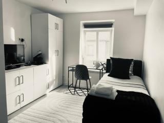 BRIGHT SINGLE ROOM IN GUEST House - Luxembourg - 4