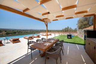 Calmo Luxury Villas, with Pool Tranquil Elegance, By ThinkVilla - Lamerianá - 7
