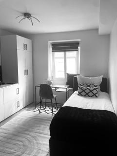 BRIGHT SINGLE ROOM IN GUEST House - Luxembourg - 7