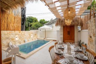 Villa Tropical Terrazzo 2BR Private Pool - 0