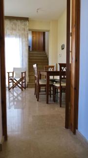 Seaview 2BR Retreat by the Ocean - Larnaca - 2