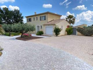 Villa des 14 oliviers Piscine et Spa - Le Luc - 8