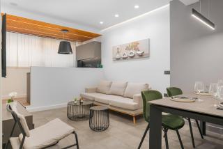 Modern Urban Oasis with Private Plunge Pool - Pireo - 9