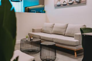 Modern Urban Oasis with Private Plunge Pool - Pireo - 4