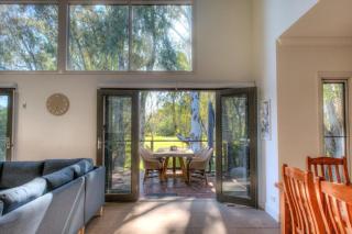 The Gums - Echuca Holiday Homes - Echuca - 6