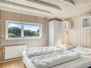 Holiday Home Lillesol - 425m from the sea by Interhome - Hjørring - 1