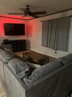 Home Away from Home - Newton - 3