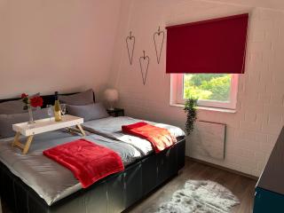 Ferienhaus 400m vom See mit Sauna, Kamin, Klima - Lichtenberg - 1