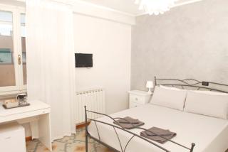 Vara Motel Self Check in - Ceparana - 3
