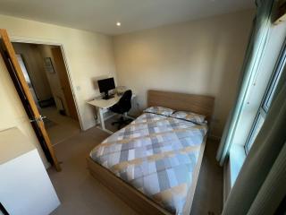 2 BR flat next to Train Station & Gated Parking - Cambridge - 2